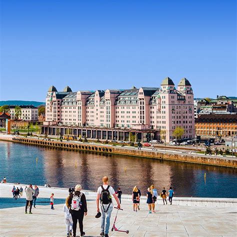 Cheap flights to Oslo from C$311 .